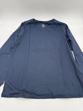 Lands' End Navy Long Sleeve Crew Neck Relaxed Medium 100% Suprima Cotton Shirt